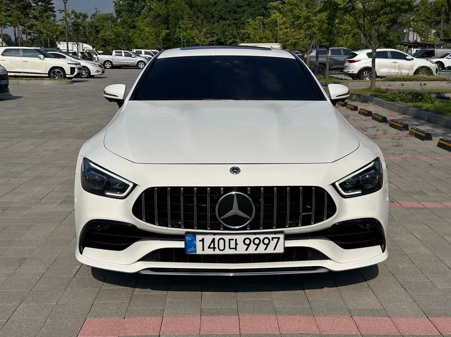 Mercedes-Benz AMG GT 2021 — фото 1 из 5