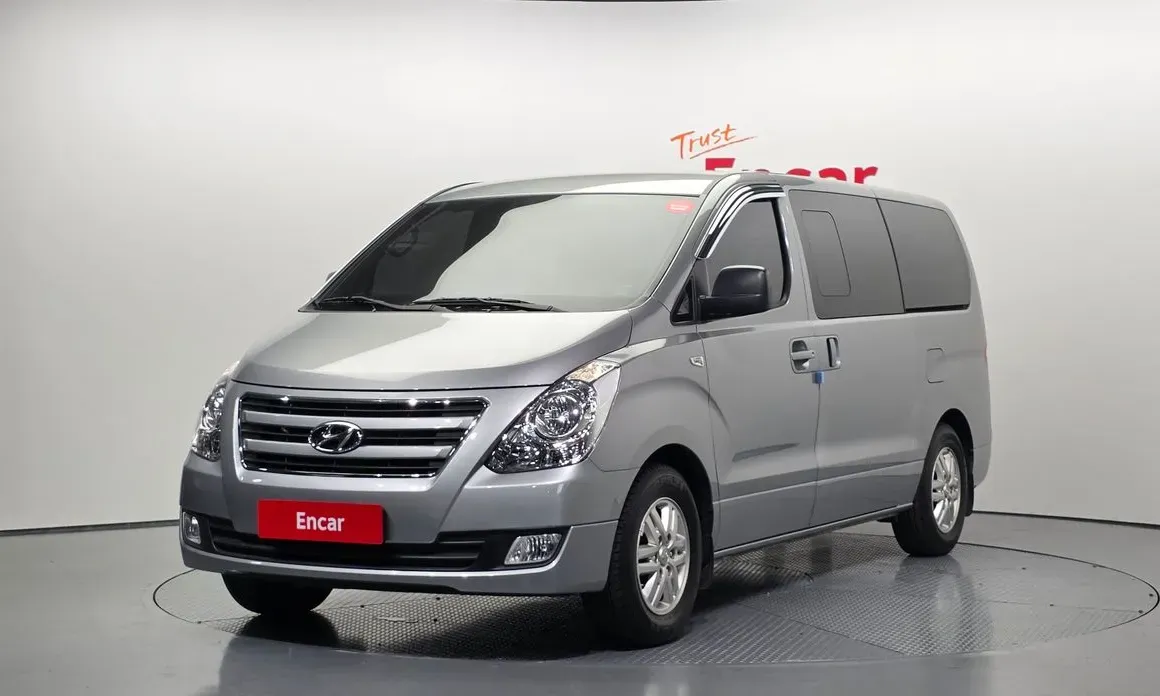 Hyundai Starex 2018 — фото 1 из 5