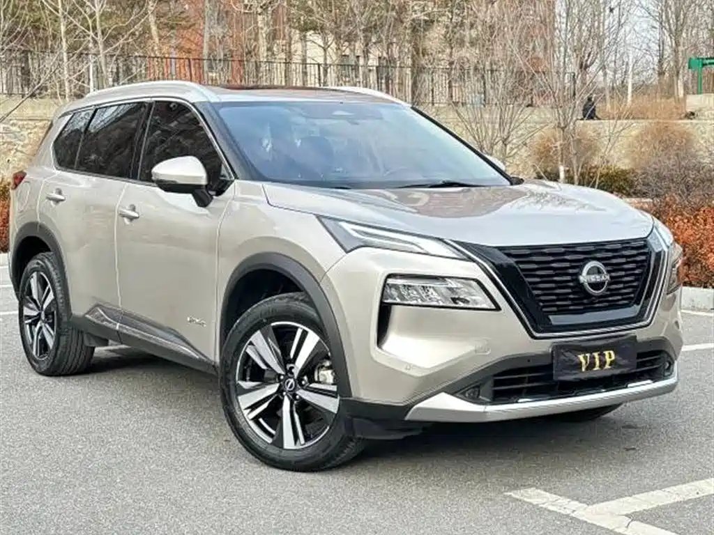 Nissan X-Trail 2023 — фото 1 из 5