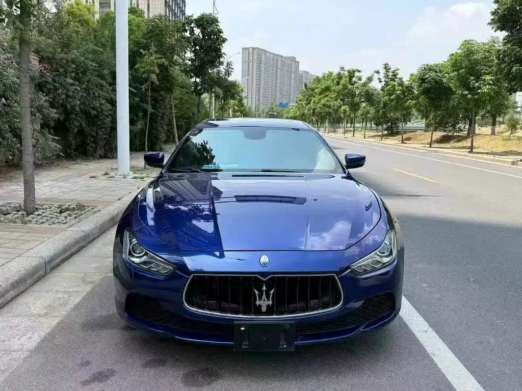 Maserati Ghibli 2017 — фото 1 из 5
