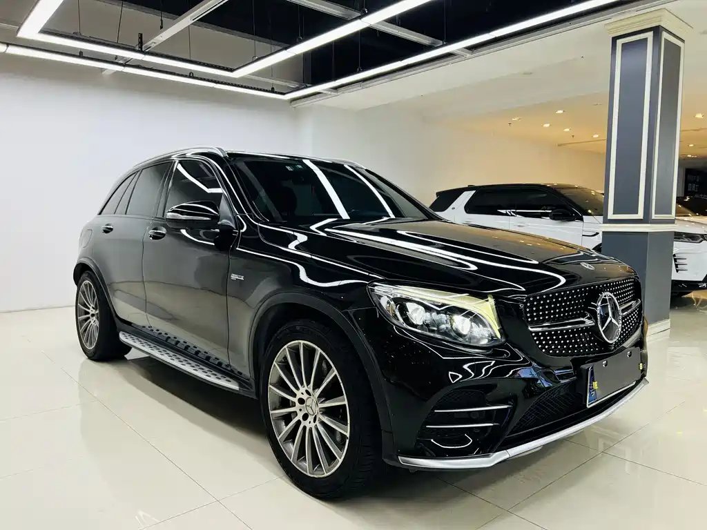 Mercedes-Benz GLC AMG 2019 — фото 1 из 5