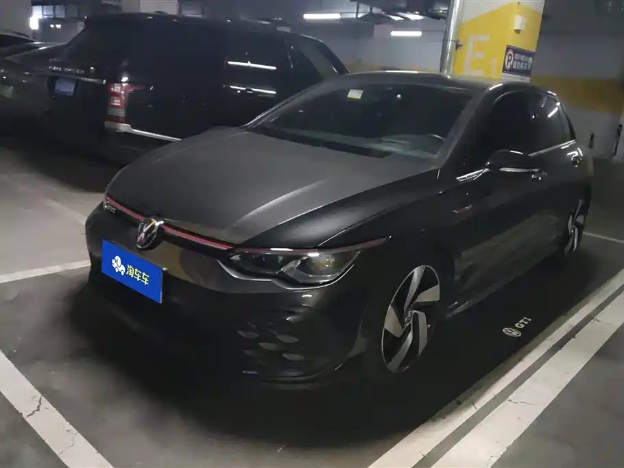 Volkswagen Golf GTI 2023 — фото 1 из 5