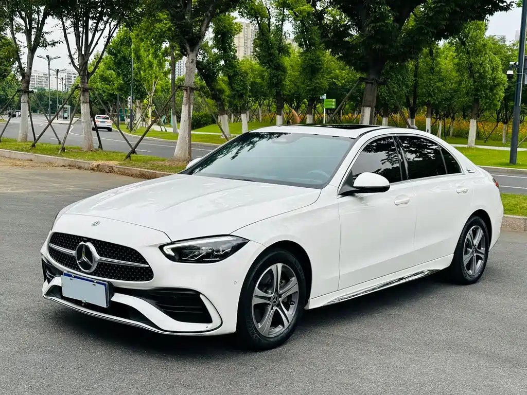 Mercedes-Benz C-Class 2022 — фото 1 из 5