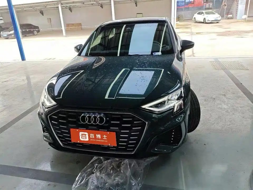 Audi A3 2022 — фото 1 из 5