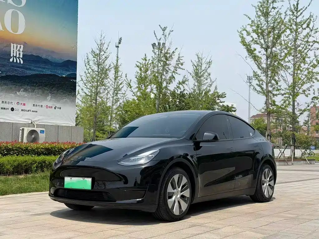 Tesla Model Y 2022 — фото 1 из 5