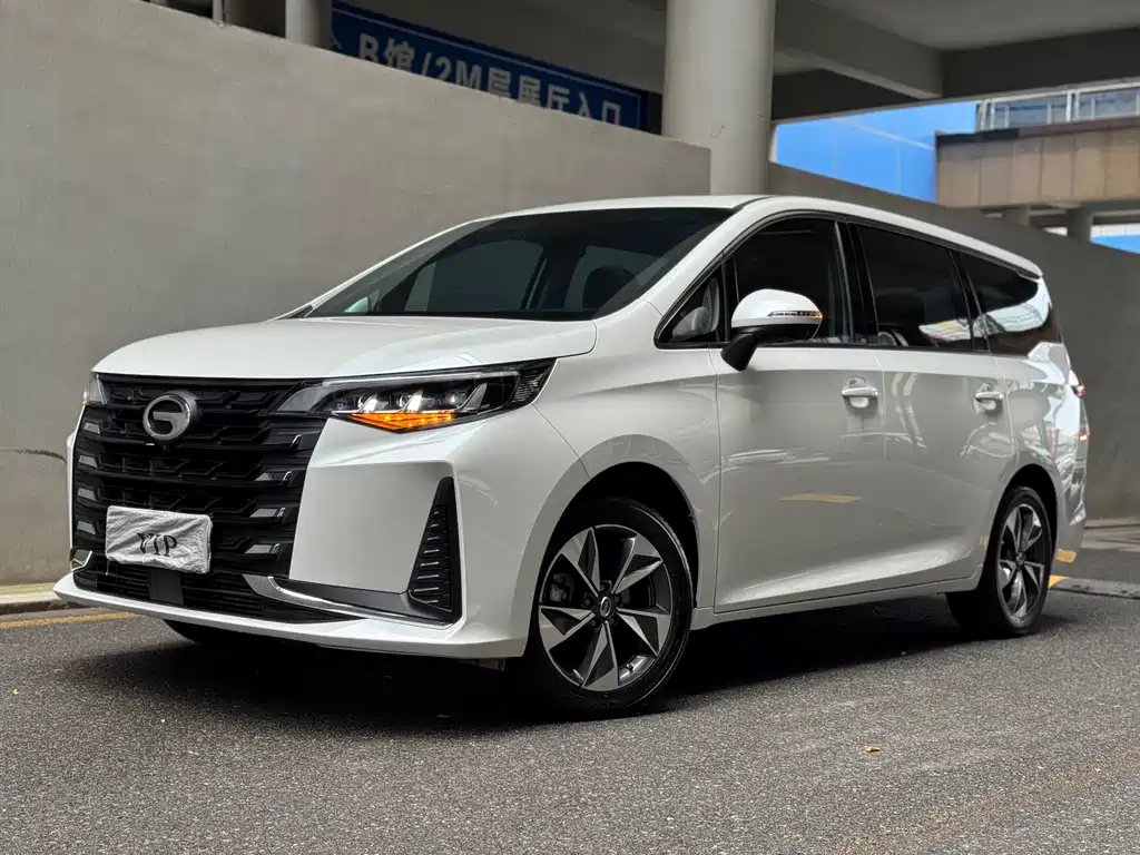 GAC Motor Trumpchi M6 2022 — фото 1 из 5