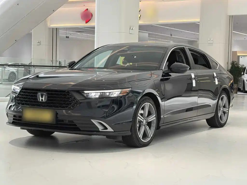 Honda Accord New Energy 2024 — фото 1 из 5