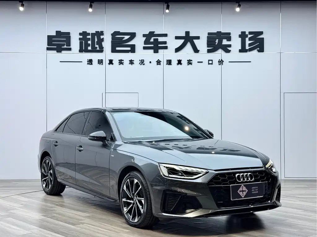 Audi A4L 2023 — фото 1 из 5