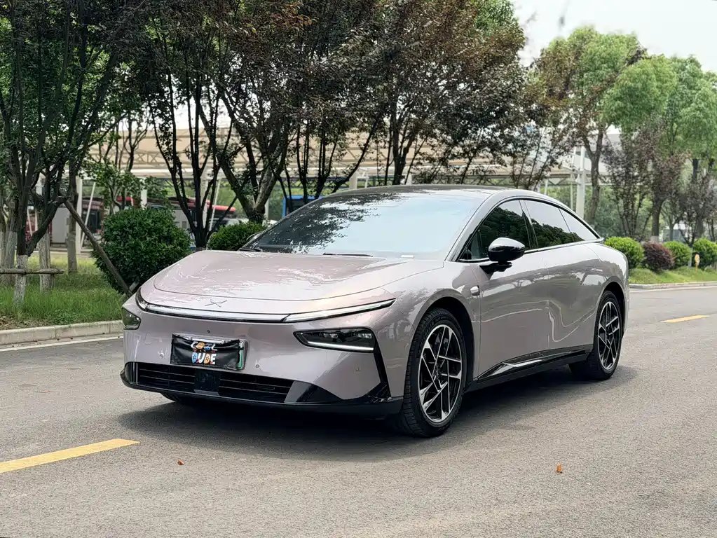 XPeng P7+ 2024 — фото 1 из 5