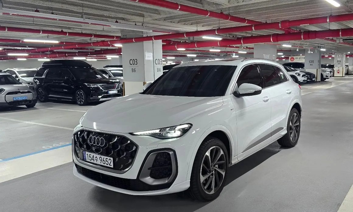 Audi Q5 2025 — фото 1 из 5