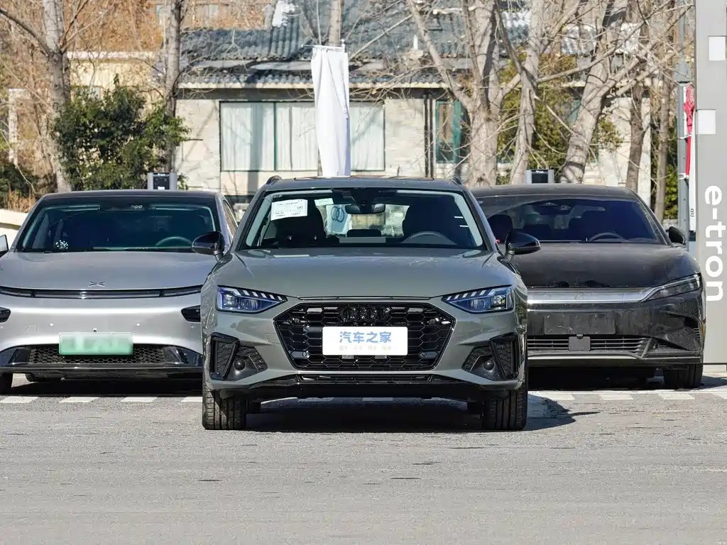 Mercedes-Benz E-Class 2019 — фото 1 из 2