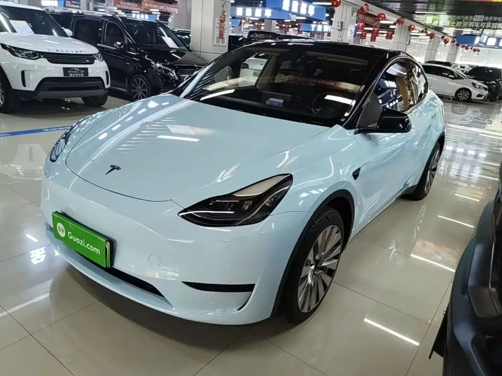 Tesla Model Y 2023 — фото 1 из 5