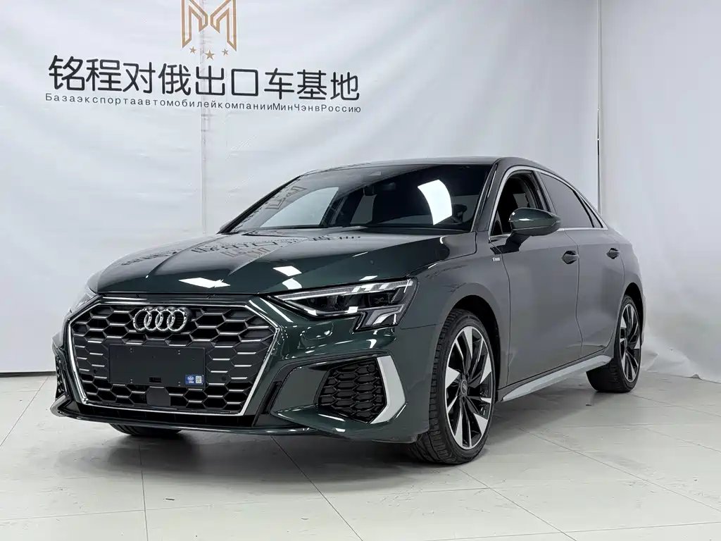 Audi A3 2023 — фото 1 из 5