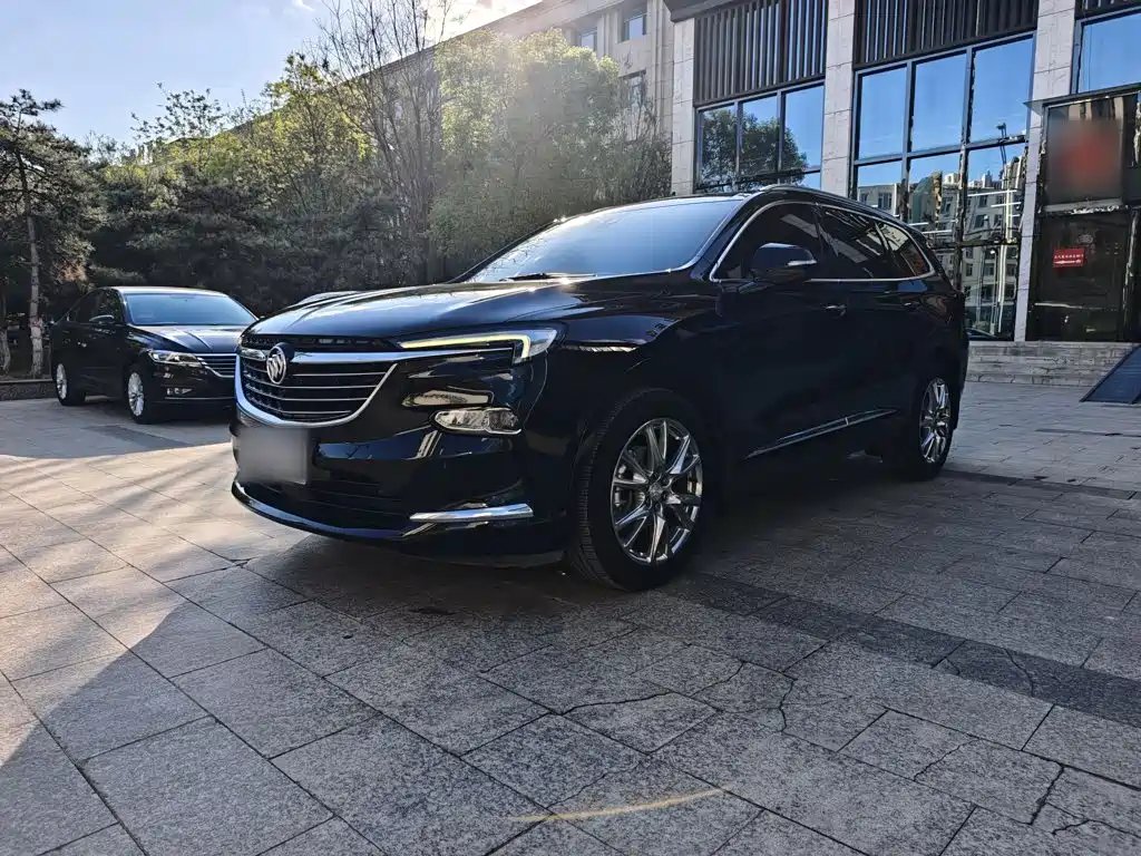 Buick Enclave 2023 — фото 1 из 5