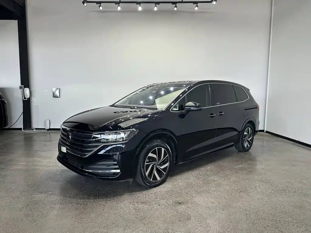 Volkswagen Viloran 2022 — фото 1 из 5