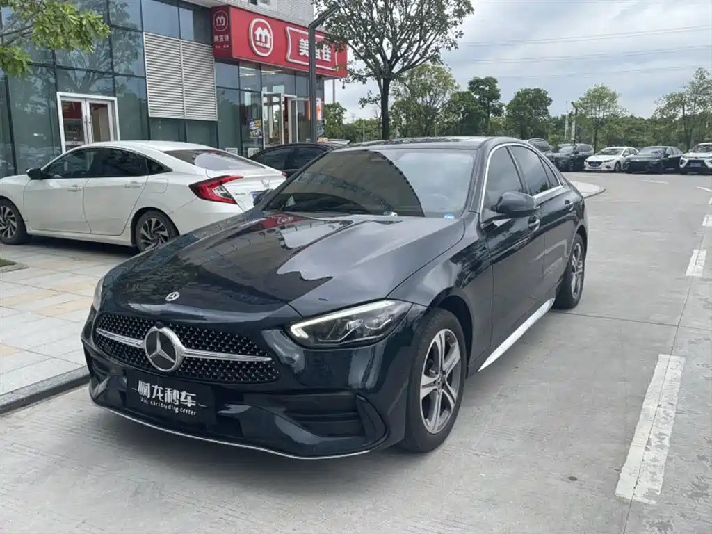 Mercedes-Benz C-Class 2022 — фото 1 из 5