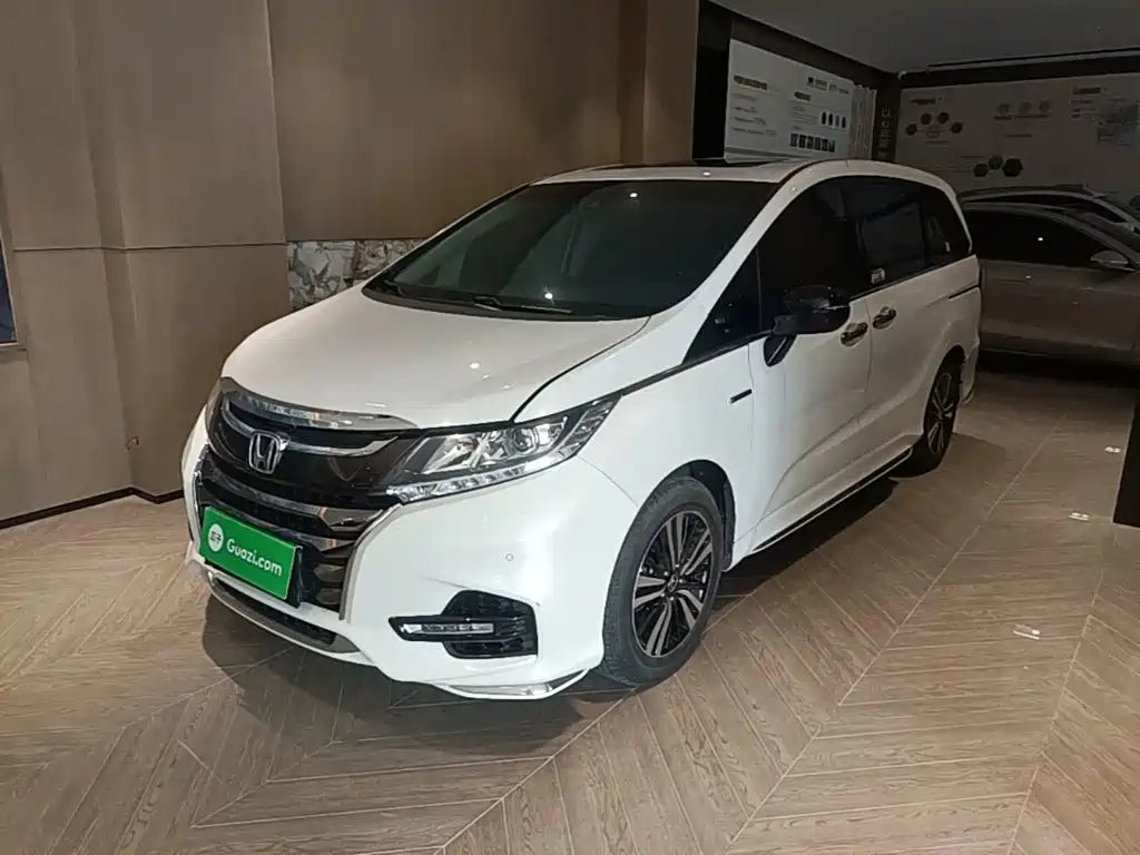 Honda Odyssey 2021 — фото 1 из 5