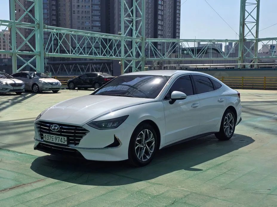Hyundai Sonata 2020 — фото 1 из 20