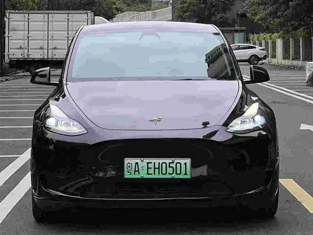 Tesla Model Y 2023 — фото 1 из 5