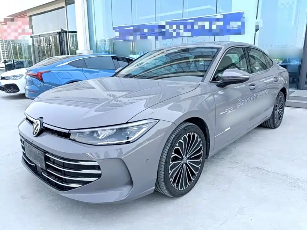 Volkswagen Passat 2024 — фото 1 из 5