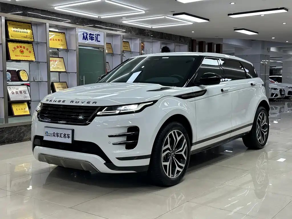 Land Rover Evoque 2024 — фото 1 из 5