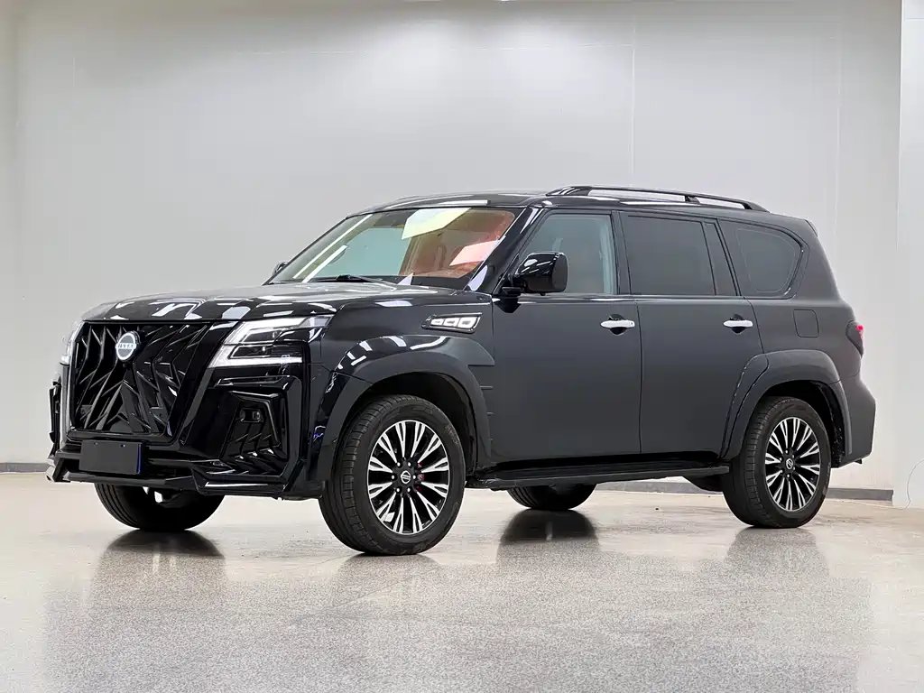 Nissan Patrol 2018 — фото 1 из 5
