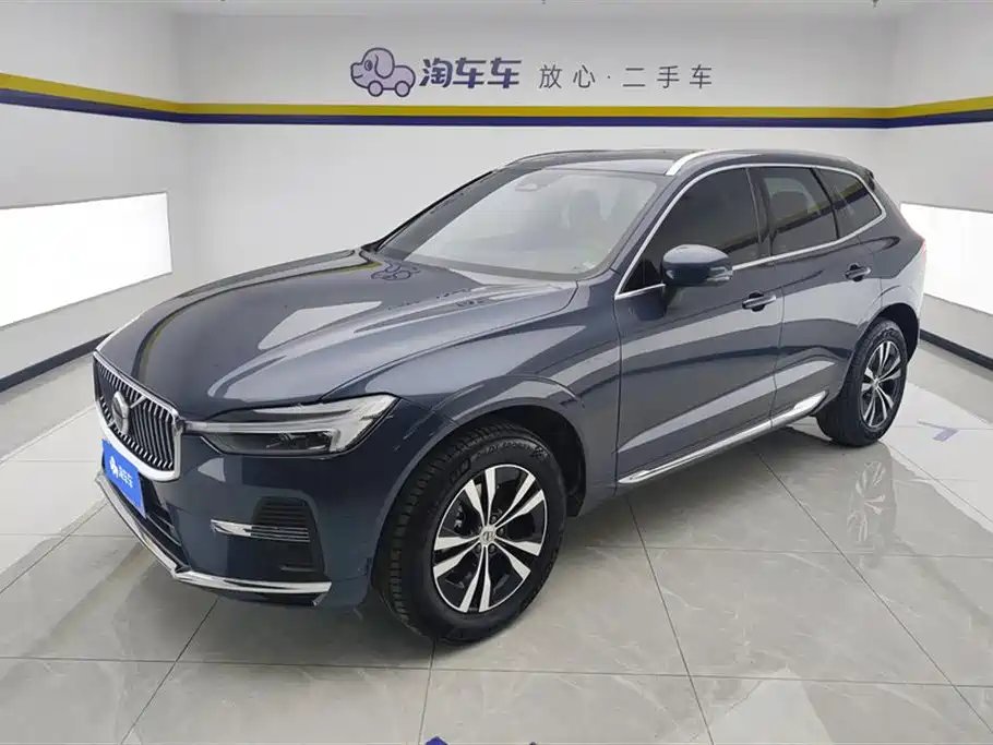 Volvo XC60 2023 — фото 1 из 5