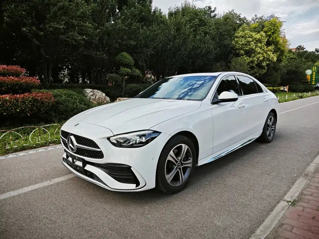 Mercedes-Benz C-Class 2022 — фото 1 из 5