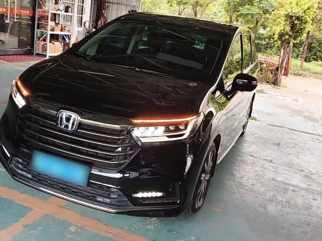 Honda Odyssey 2024 — фото 1 из 5