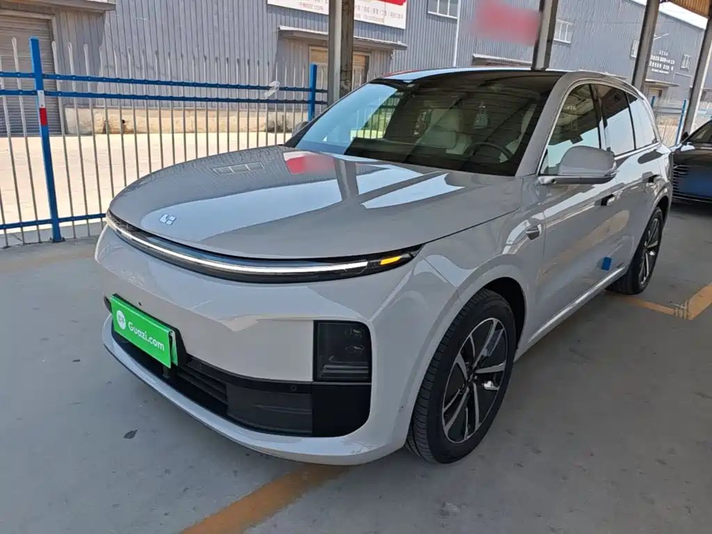 Li Auto Li L6 2024 — фото 1 из 5