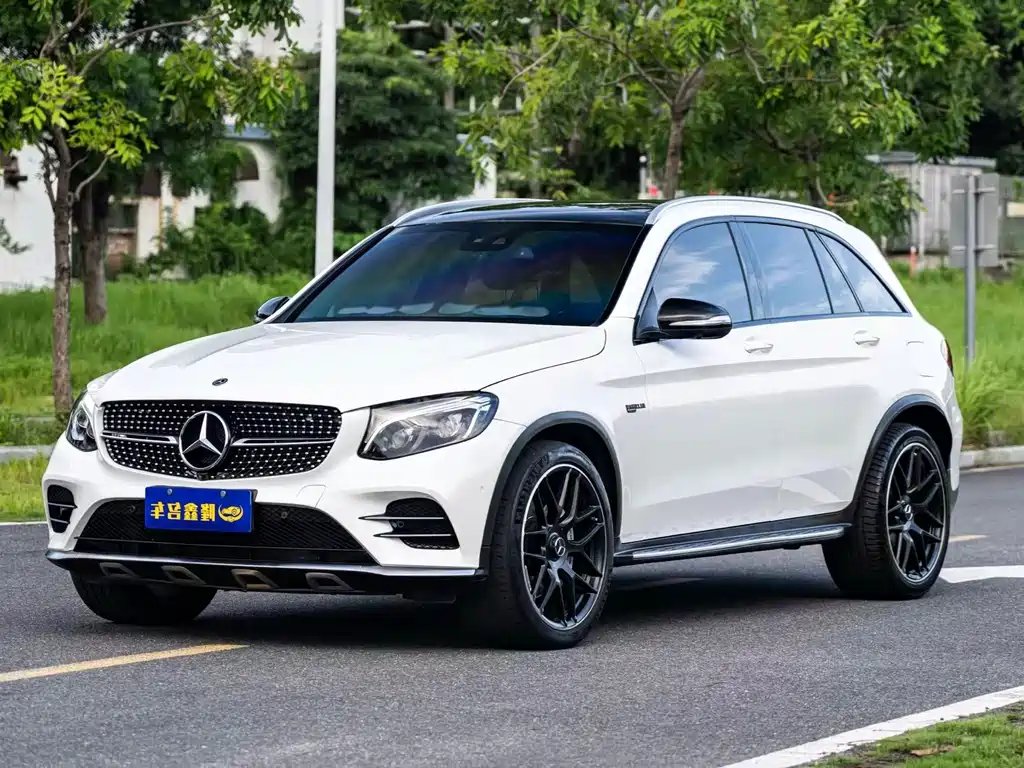 Mercedes-Benz GLC AMG 2020 — фото 1 из 5