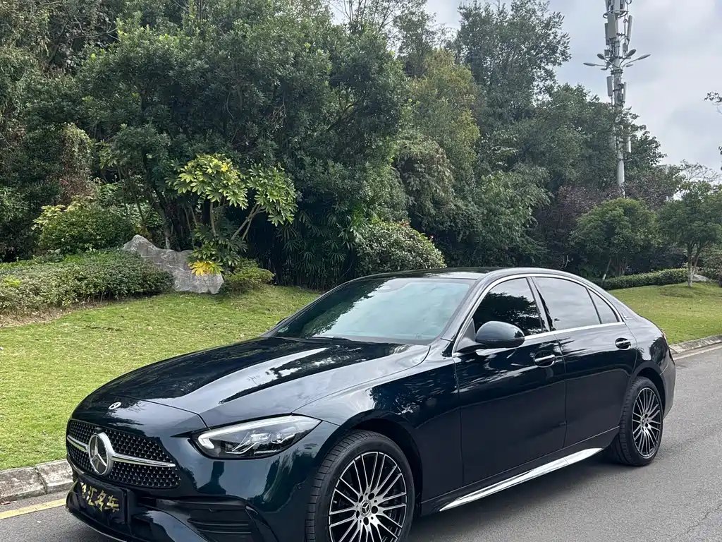 Mercedes-Benz C-Class 2024 — фото 1 из 5