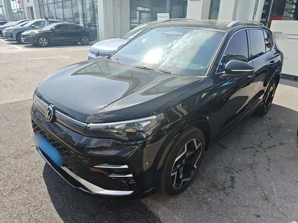 Volkswagen Tiguan L 2026 — фото 1 из 5