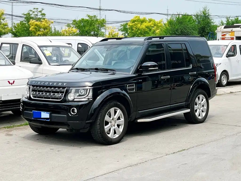 Land Rover Discovery 2014 — фото 1 из 5