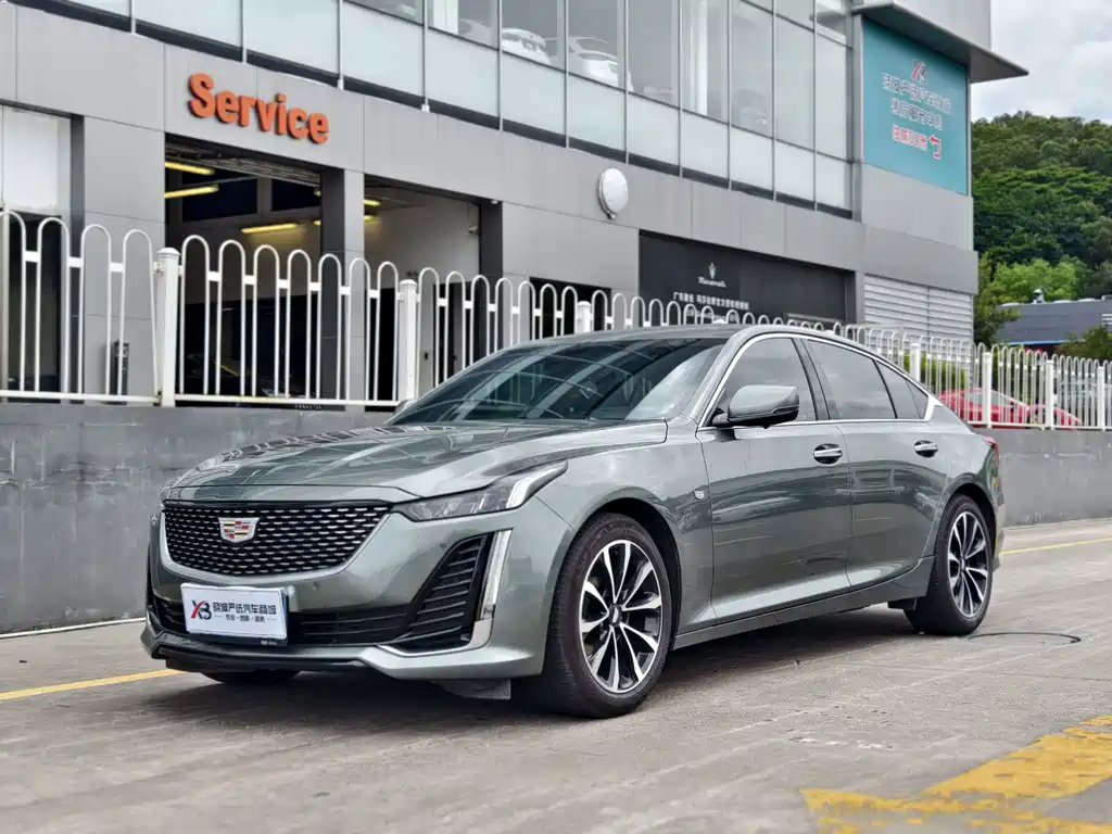Cadillac CT5 2023 — фото 1 из 5