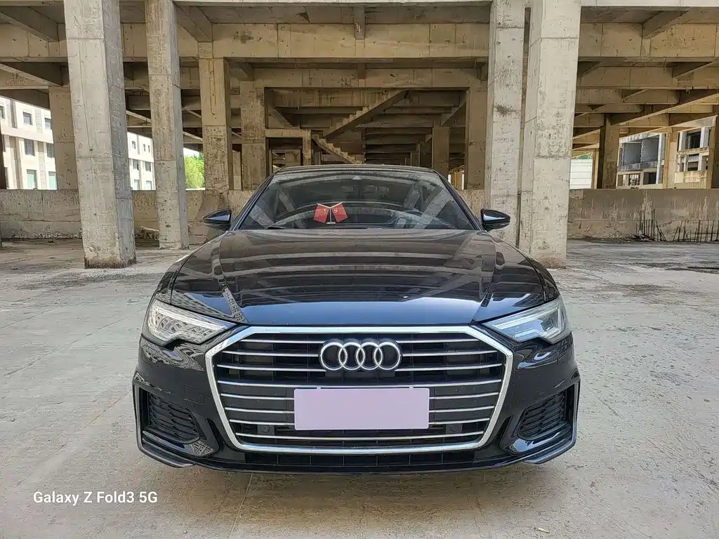 Audi A6L 2022 — фото 1 из 5