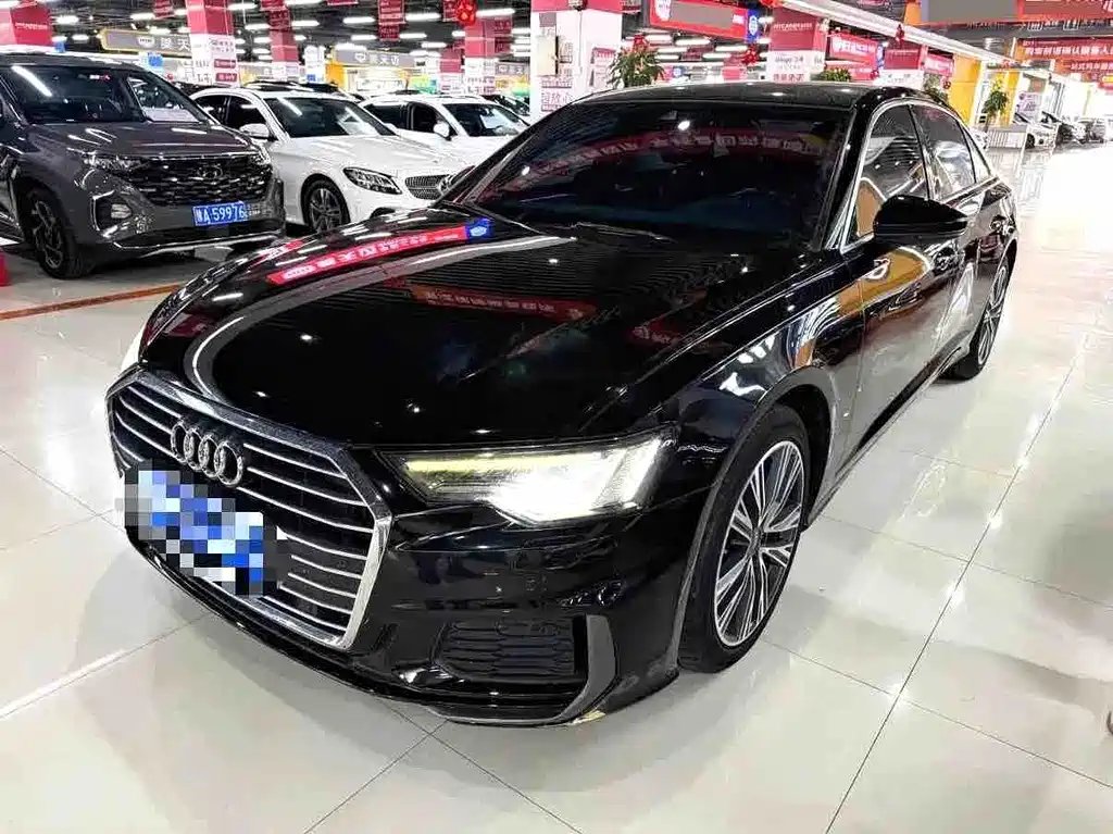 Audi A6L 2020 — фото 1 из 5