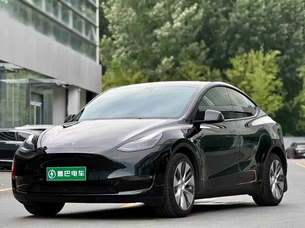 Tesla Model Y 2022 — фото 1 из 5