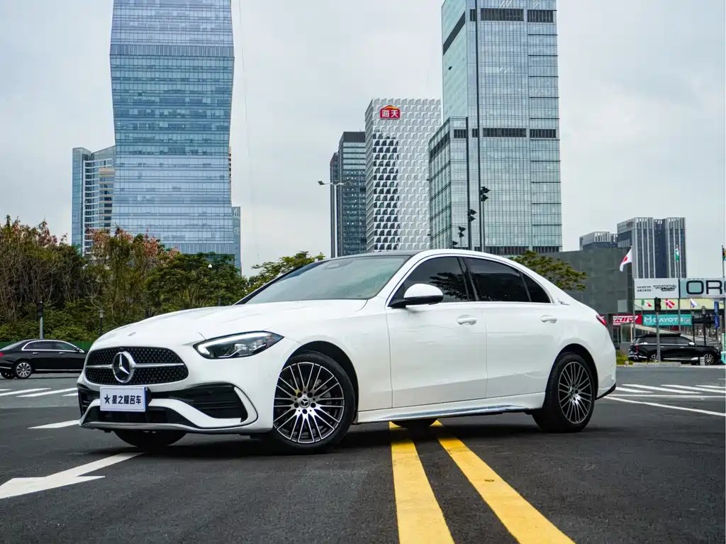 Mercedes-Benz C-Class 2023 — фото 1 из 5