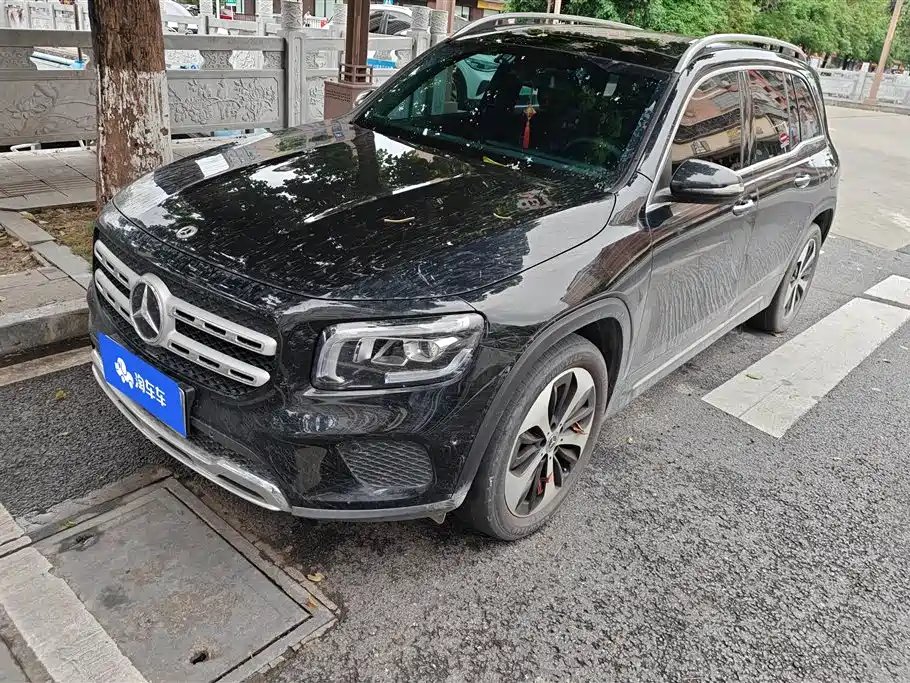 Mercedes-Benz GLB 2023 — фото 1 из 5