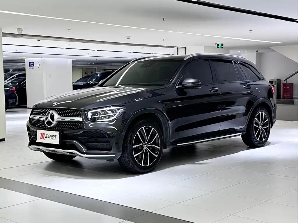 Mercedes-Benz GLC 2021 — фото 1 из 5