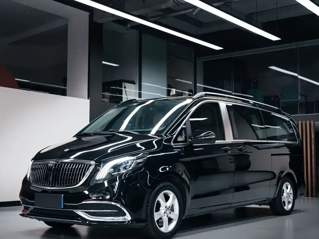 Mercedes-Benz V-Class 2020 — фото 1 из 27