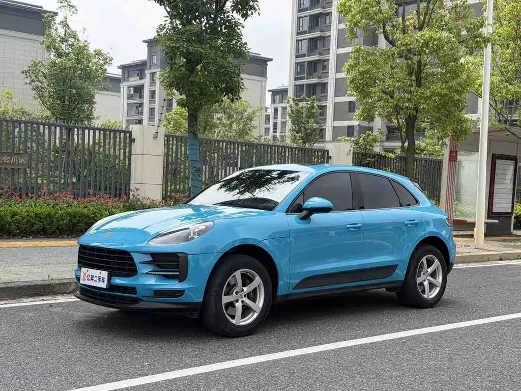 Porsche Macan 2021 — фото 1 из 5