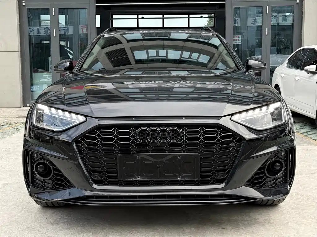 Audi A4 (Import) 2021 — фото 1 из 5