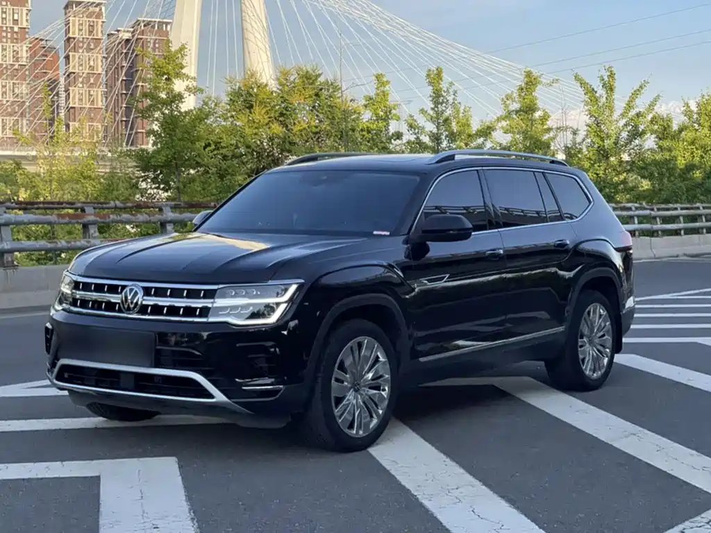 Volkswagen Teramont 2021 — фото 1 из 5
