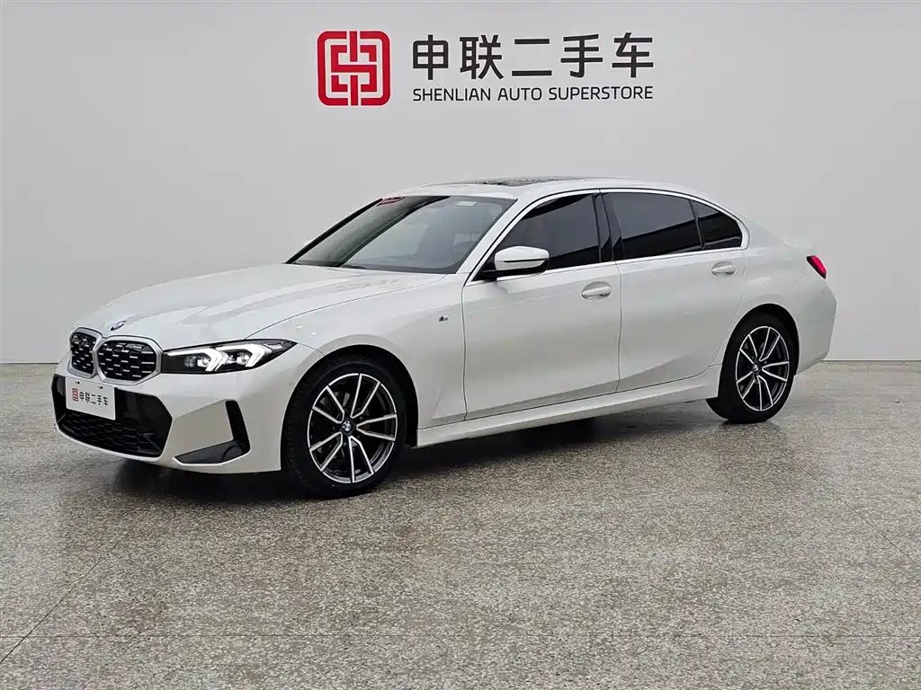 BMW 3 Series 2024 — фото 1 из 5