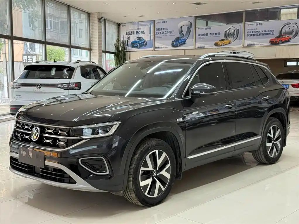 Volkswagen Tayron 2022 — фото 1 из 5