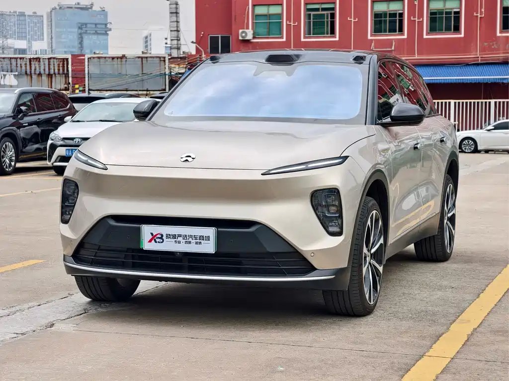 NIO ES8 2023 — фото 1 из 5