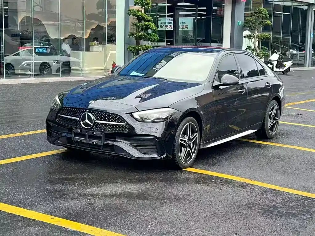 Mercedes-Benz C-Class 2024 — фото 1 из 5