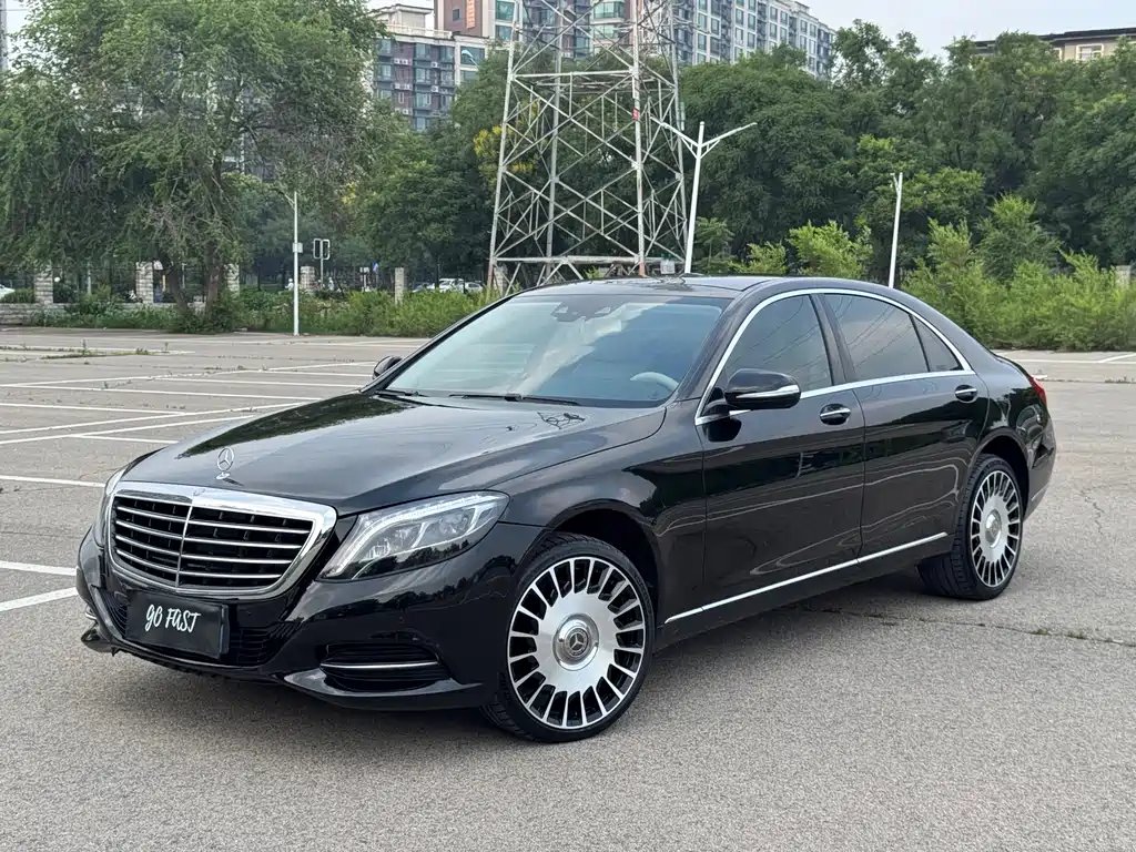 Mercedes-Benz S-Class 2015 — фото 1 из 5